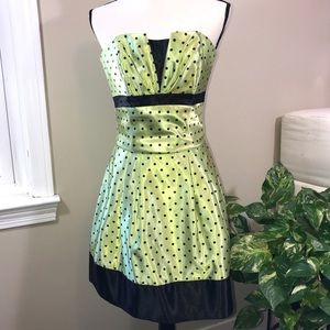 Jessica McClintock For Gunne Sax Strapless Dress